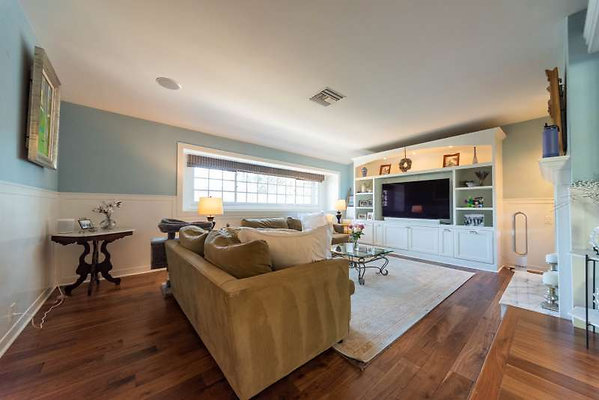 12565 living 2 12565 living 2