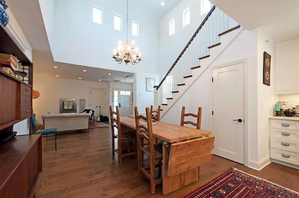 10694 dining 1 10694 dining 1