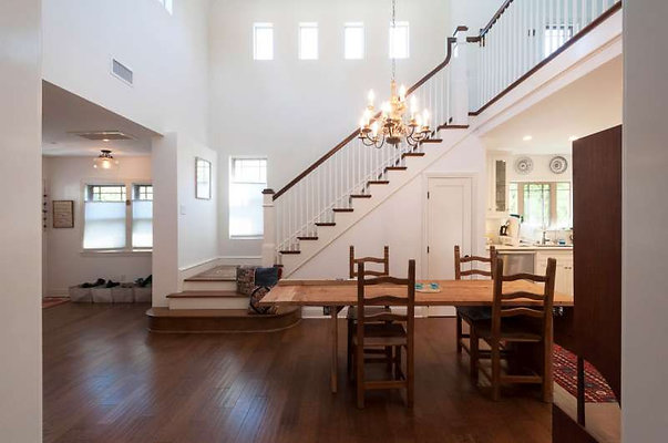 10694 dining 4 10694 dining 4